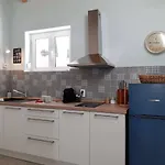 House Sidro, Stari Grad