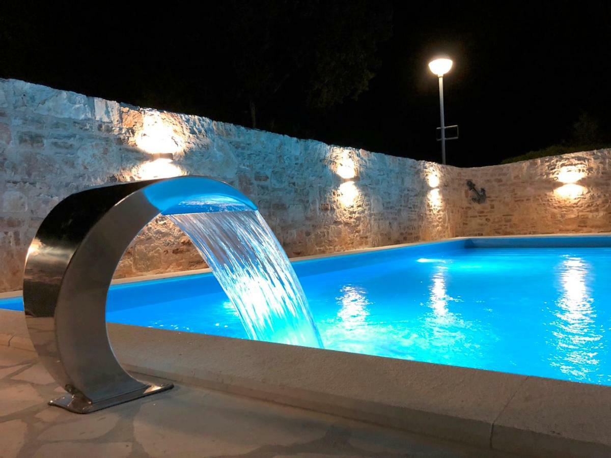 House Sidro, Stari Grad Holiday home *